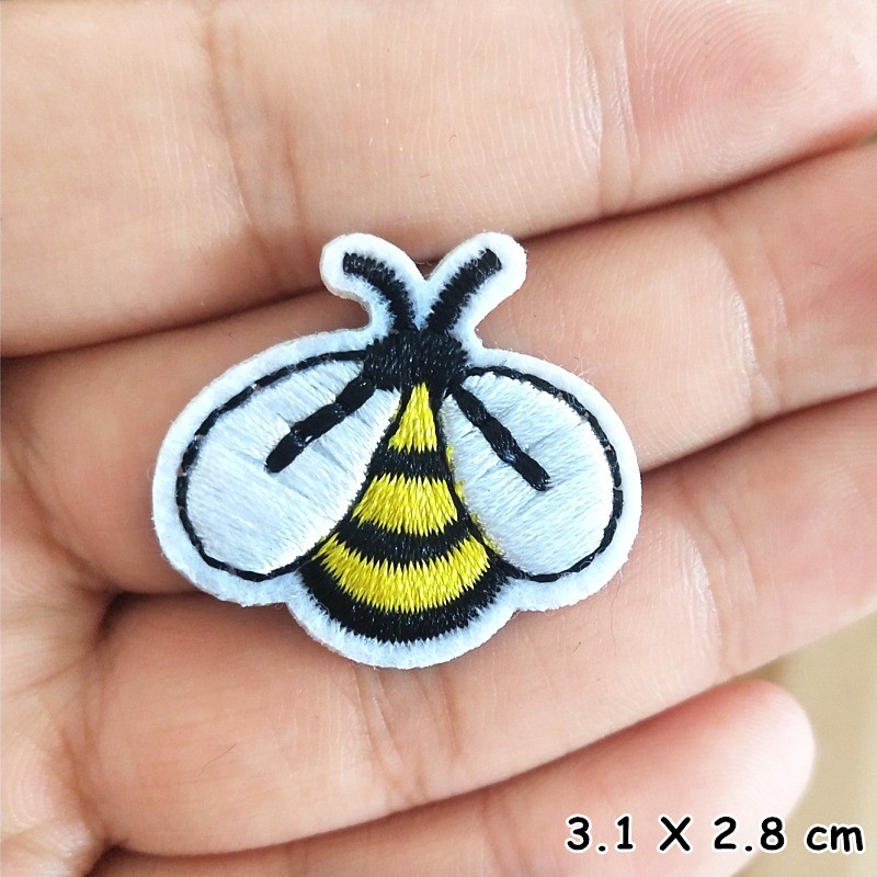 Mini-patchs brodés  10 modèles de petites abeilles pop - type 1