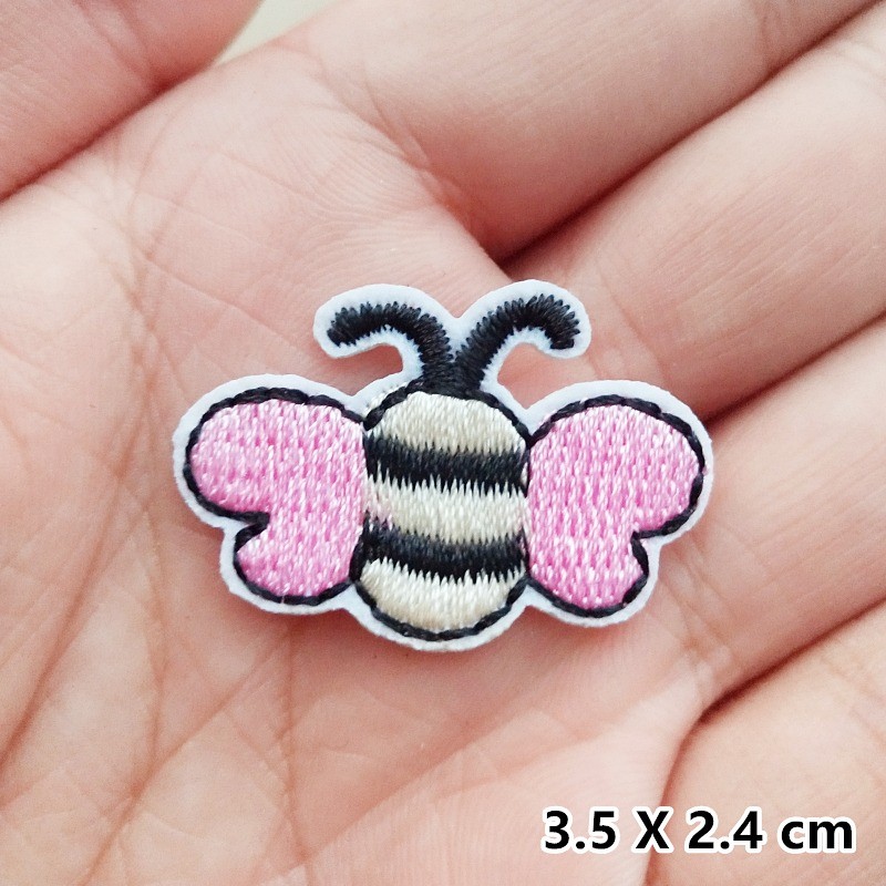 Mini-patchs brodés  10 modèles de petites abeilles pop - type 4
