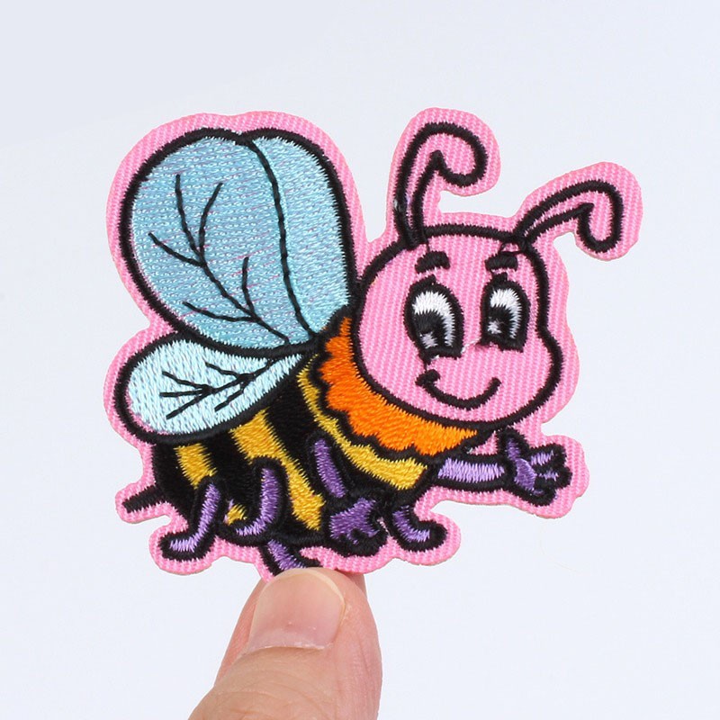 10 patchs écussons abeille de dessin animé de coloris bleu et rose