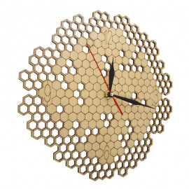 Horloge murale géométrique en bois nid d'abeille vue angle