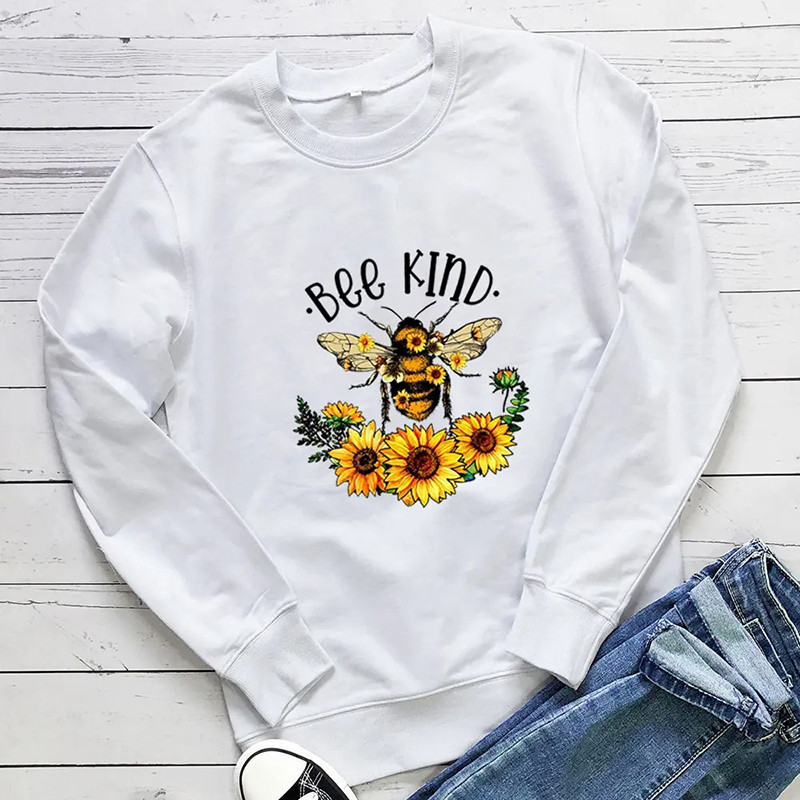 Sweatshirt Bee Kind abeille romantique - modèle blanc