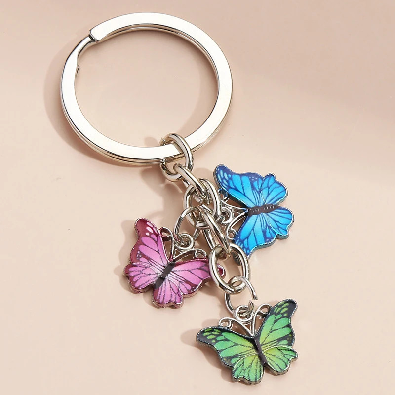 Porte-clés papillon de trois couleurs différentes - modèle 1